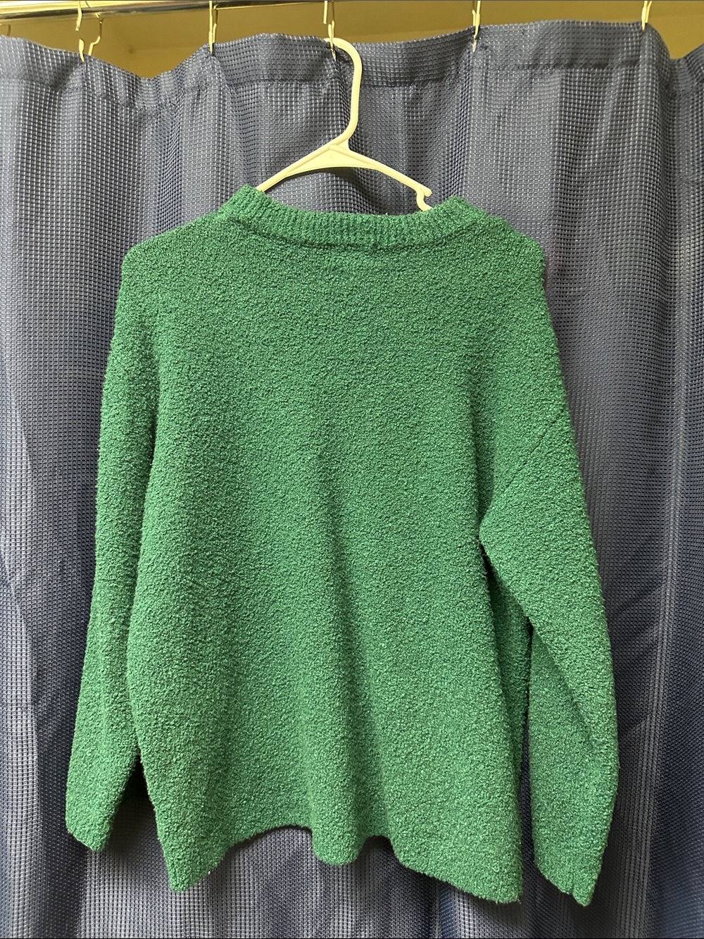 Cozy Green Women's Bouclé Sweater